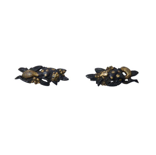 Antique Menuki for Samurai Sword with NBTHK <strong><span style="color: #ff0000;">Hozon</span></strong> Certificate (M-55) - Image 3