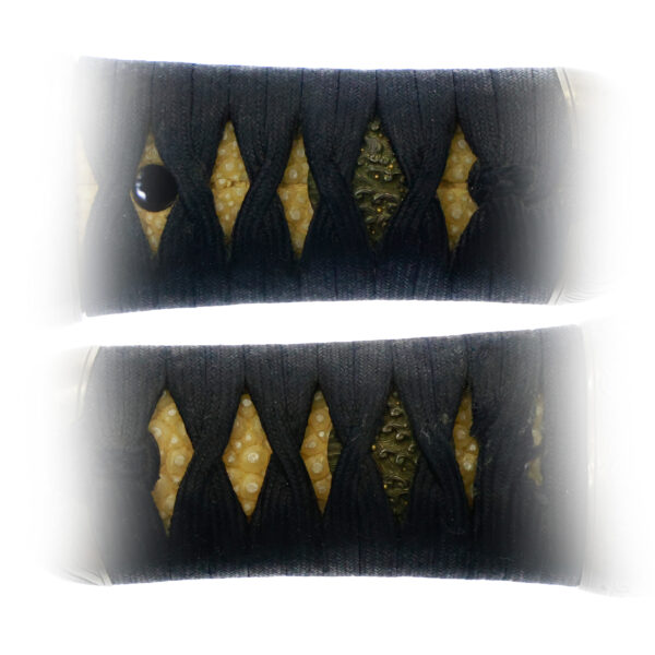 Antique Japanese Sword Tanto Signed by Yoshimitsu<br> NBTHK <span style="color: #ff0000;">Hozon </span>Certificate for the blade and Koshirae - Image 19
