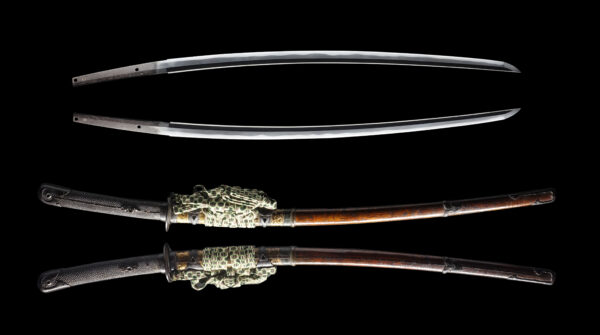 Antique Japanese Sword Katana <br>Attributed to Kagemitsu<br> NBTHK <span style="color: #ff0000;">Hozon</span> Certificate - Image 13