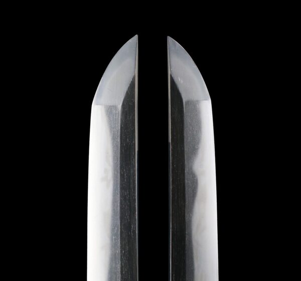 Antique Japanese Sword Katana signed by Tanba no Kami Yoshimichi <br>NBTHK <span style="color: #ff0000;">Hozon </span>Certificate - Image 6