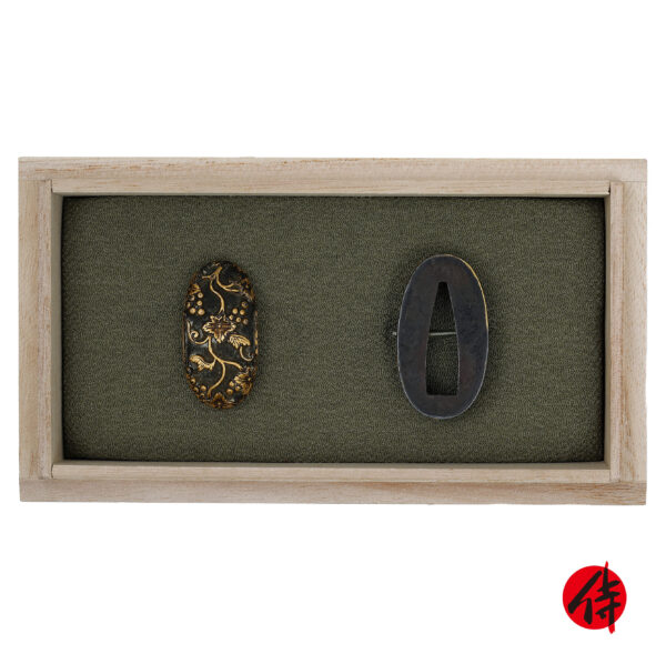 Antique Fuchi Kashira for Samurai Sword (F-32)