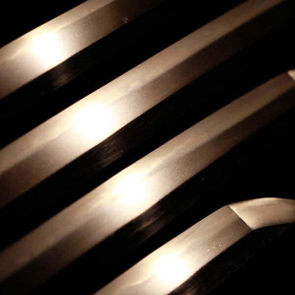 Antique Japanese Sword Katana Signed by First-Gen Kunitsugu<br>NBTHK<span style="color: #ff0000;"><strong> Tokubetsu Hozon</strong> </span>Certificate - Image 5