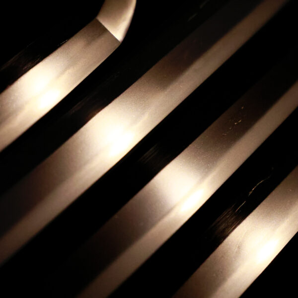 Antique Japanese Sword Katana Signed by First-Gen Kunitsugu<br>NBTHK<span style="color: #ff0000;"><strong> Tokubetsu Hozon</strong> </span>Certificate - Image 4