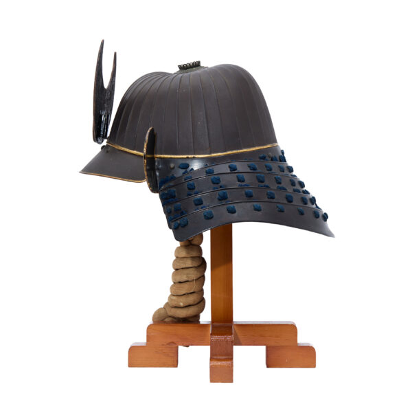 Antique Samurai Helmet <br>Mid Edo Period Sanjuni Ken Suji Kabuto with <span style="color: #ff0000;"><strong>Tokubetsu Kicho</strong></span> Shiryo Certificate</span></strong> (KT-57) - Image 3