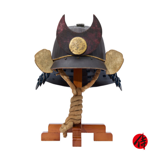Antique Samurai Helmet <br>Mid Edo Period Sanjuni Ken Suji Kabuto with <span style="color: #ff0000;"><strong>Tokubetsu Kicho</strong></span> Shiryo Certificate</span></strong> (KT-57)