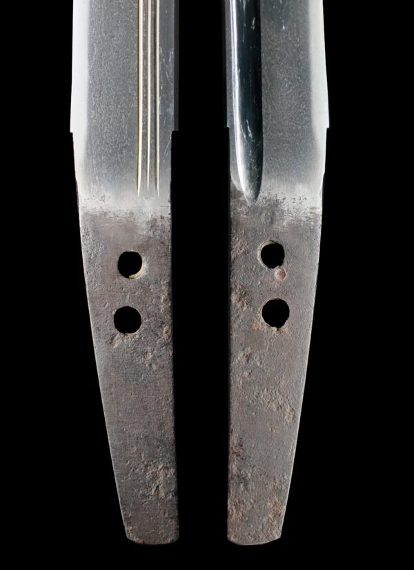Antique Japanese Sword Tanto Attributed to Tsukushi Nobukuni<br>NBTHK <span style="color: #ff0000;">Hozon </span>Certificate - Image 9