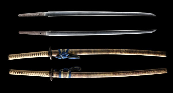 Antique Japanese Sword Wakizashi Signed by Omi no Kami Fujiwara Tsuguhiro<br>NBTHK <span style="color: #ff0000;"><strong>Tokubetsu Hozon</strong> </span>Certificate - Image 13