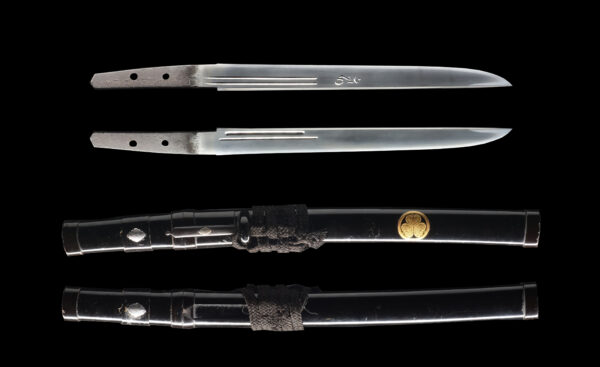 Antique Japanese Sword Tanto Signed by Ise Daijjo Yoshihiro<br> NTHK Kanteisho Certificate - Image 13