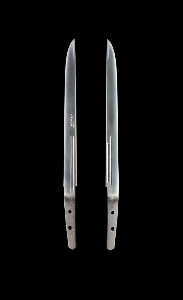 Antique Japanese Sword Tanto Signed by Ise Daijjo Yoshihiro<br> NTHK Kanteisho Certificate - Image 7