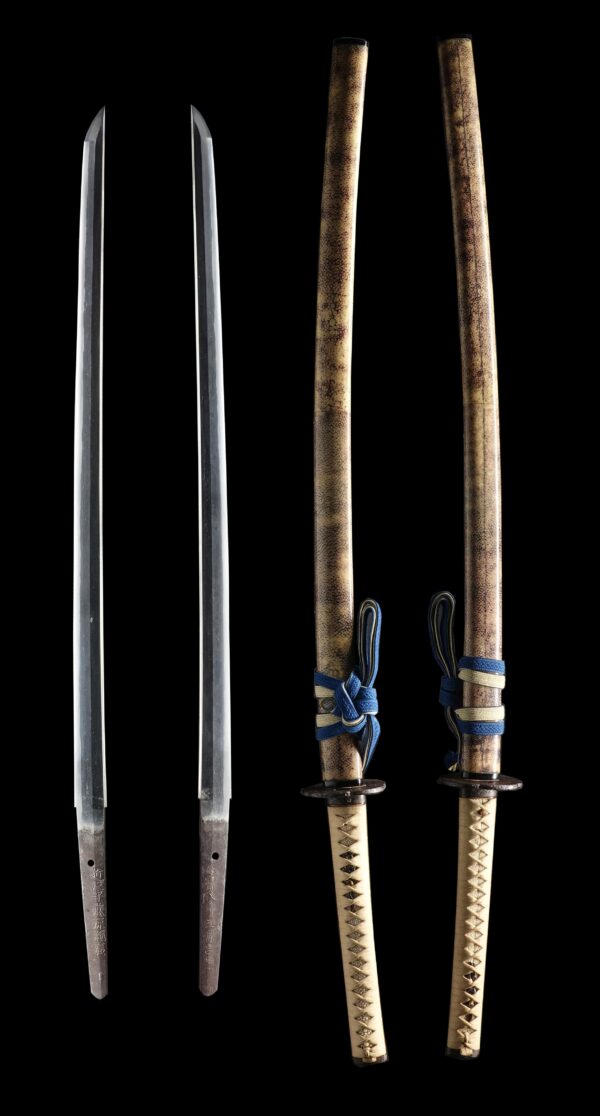 Antique Japanese Sword Wakizashi Signed by Omi no Kami Fujiwara Tsuguhiro<br>NBTHK <span style="color: #ff0000;"><strong>Tokubetsu Hozon</strong> </span>Certificate - Image 8