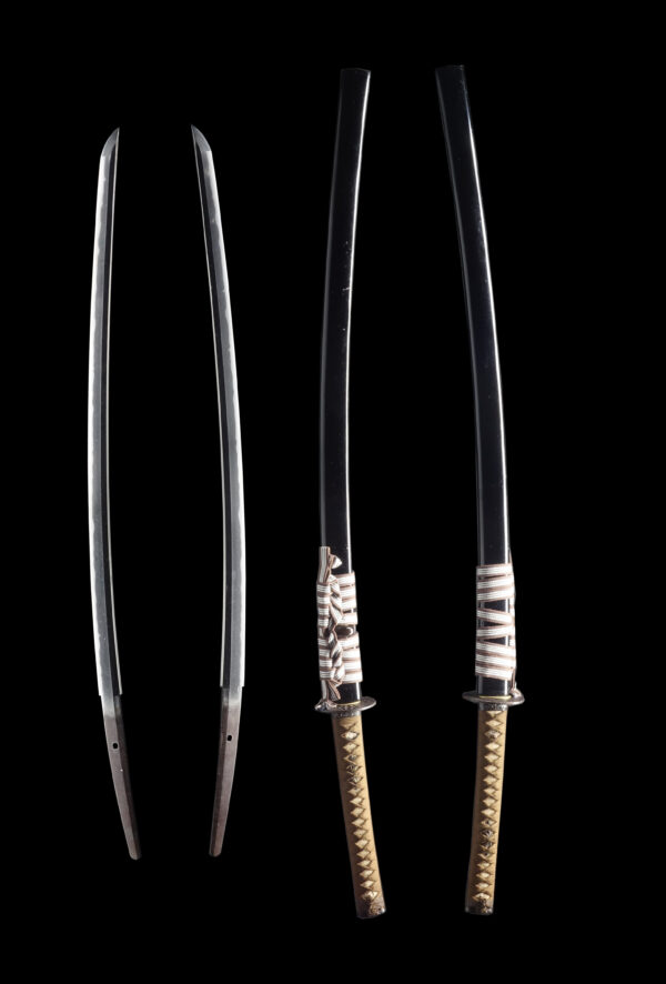 Antique Japanese Sword Katana Attributed to Kanekage<br>NBTHK Tokubetsu Kichou Certificate - Image 8