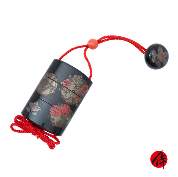 Traditional Japanese case<br>Antique Inro (IR-37)