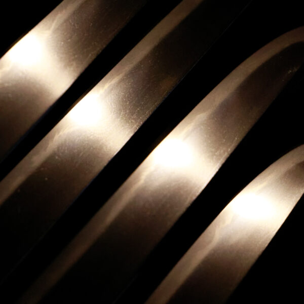 Modern Authentic Japanese Sword Tanto Signed by Gassan Sadakatsu <br>NBTHK <span style="color: #ff0000;"><strong> Tokubetsu Hozon</strong> </span>Certificate - Image 4