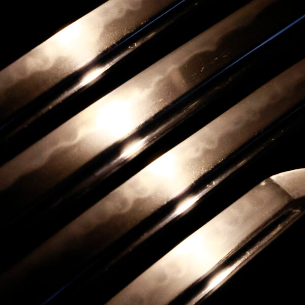 Antique Japanese Sword Katana Attributed to Hizen Kunihiro<br>NBTHK <span style="color: #ff0000;">Hozon </span>Certificate - Image 4
