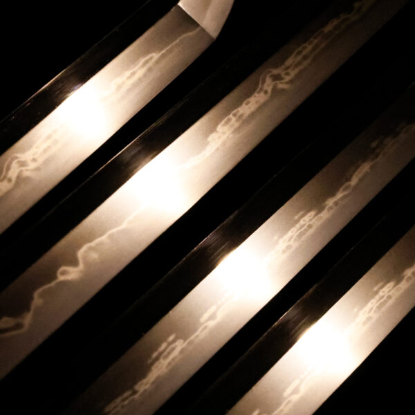 Antique Japanese Sword Katana signed by Tanba no Kami Yoshimichi <br>NBTHK<span style="color: #ff0000;"><strong> Tokubetsu Hozon</strong> </span>Certificate - Image 5