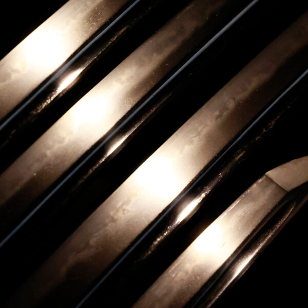 Antique Japanese Sword Katana Attributed to Kashu Ietsugu<br>NBTHK <span style="color: #ff0000;">Hozon </span>Certificate - Image 4