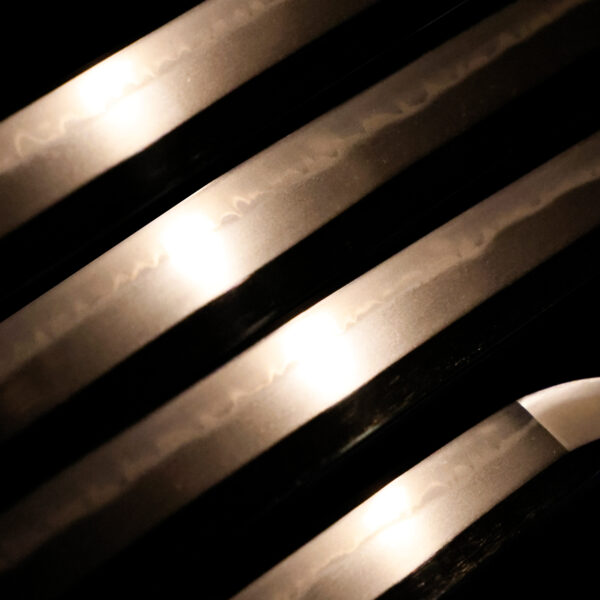 Antique Japanese Sword Wakizashi Signed by Hidenao<br>NBTHK <span style="color: #ff0000;"><strong>Tokubetsu Hozon</strong> </span>Certificate - Image 4