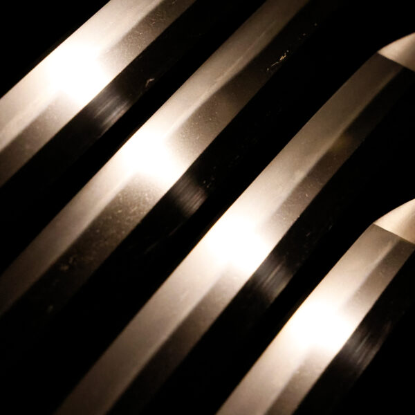 Antique Japanese Sword Katana Signed by Izumi no Kami Fujiwara Kunisada<br>NBTHK<span style="color: #ff0000;"><strong> Tokubetsu Hozon</strong> </span>Certificate - Image 4