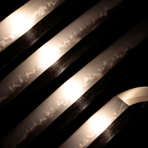 Antique Japanese Sword Wakizashi Signed by Tachibana Yasuhiro<br>NBTHK <span style="color: #ff0000;">Hozon </span>Certificate - Image 4