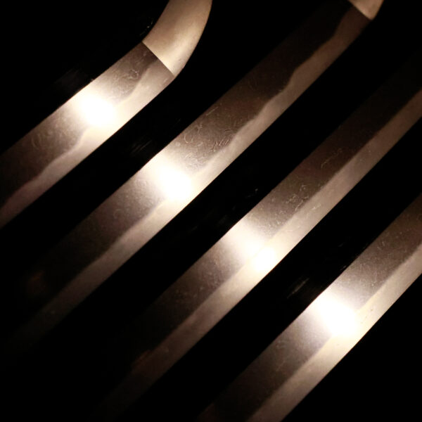 Antique Japanese Sword Katana Signed by Bishu Osafune Sukesada<br> NBTHK <span style="color: #ff0000;"> Hozon </span>Certificate - Image 5