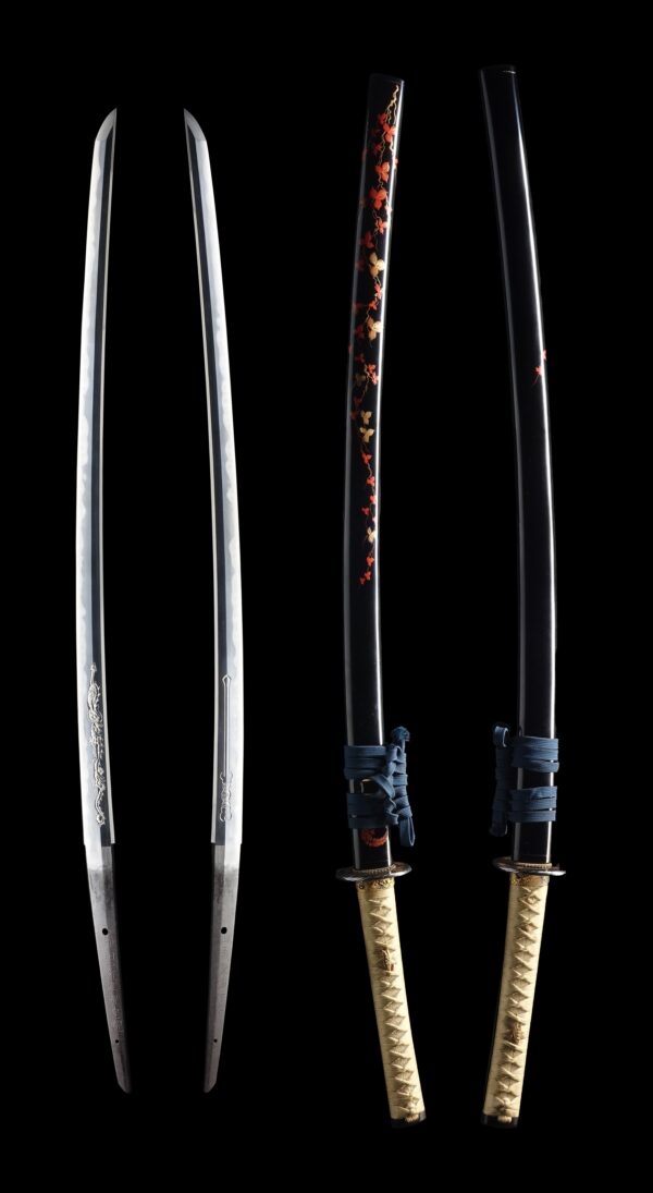 Antique Japanese Sword Katana Signed by Awataguchi Omi no Kami Tadatsuna<br>NBTHK<span style="color: #ff0000;"><strong> Tokubetsu Hozon</strong> </span>Certificate - Image 8