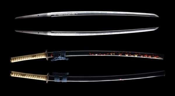 Antique Japanese Sword Katana Signed by Awataguchi Omi no Kami Tadatsuna<br>NBTHK<span style="color: #ff0000;"><strong> Tokubetsu Hozon</strong> </span>Certificate - Image 15