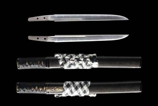Antique Japanese Sword Tanto signed by Kaneki<br>NBTHK <span style="color: #ff0000;">Hozon </span>Certificate - Image 13