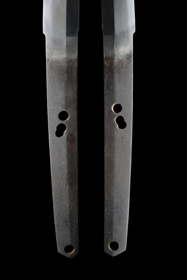 Antique Japanese Sword Katana Attributed to Fujiwara Takada <br>NBTHK<span style="color: #ff0000;"> Hozon </span>Certificate - Image 9
