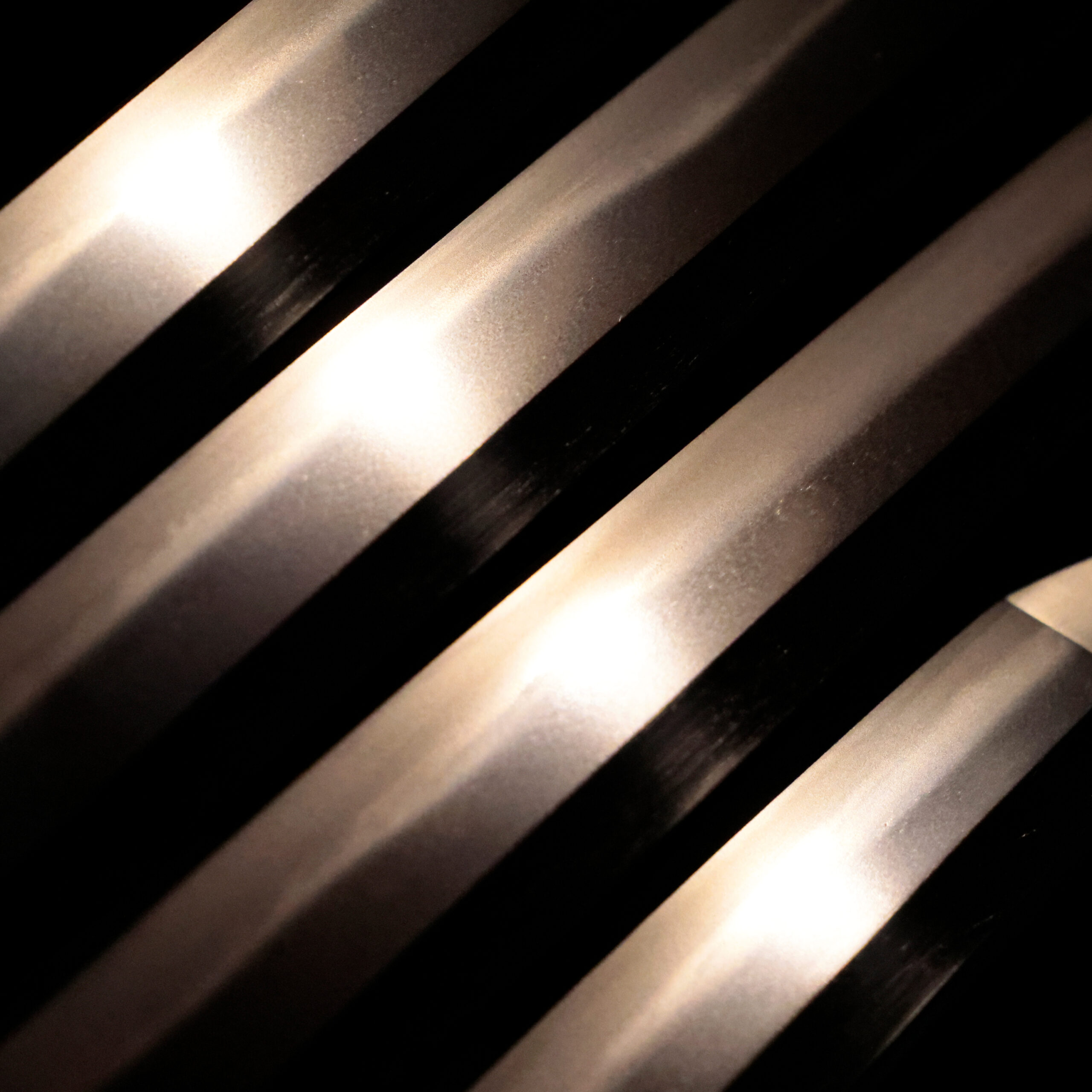 Antique Japanese Sword Katana Signed by Kanekuni<br><span style="color: #000000;">NBTHK <span style="color: #5accff;"><strong>JUYO TOKEN</strong></span> Certificate</span> - Image 4