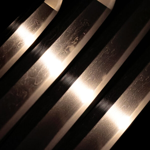 Antique Japanese Sword Daisho Attributed to Ko-Mihara/Signed by Ishidou Hata Toren<br> NBTHK <span style="color: #ff0000;"><strong>Tokubetsu Hozon</strong></span> and <span style="color: #ff0000;">Hozon</span> Certificate - Image 7