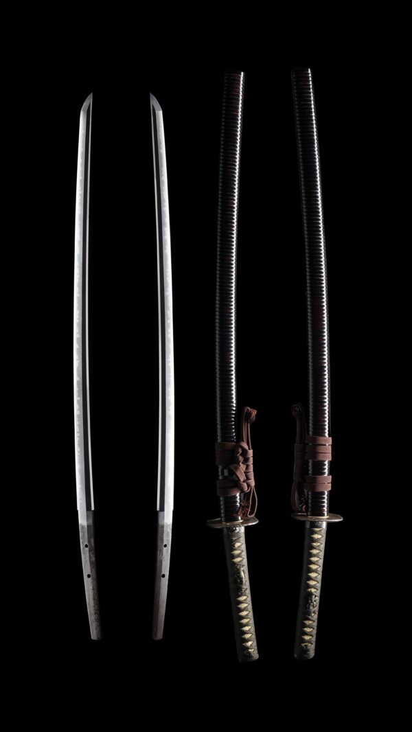 Antique Japanese Sword Katana Signed by Awataguchi Omi no Kami Tadatsuna<br>NBTHK<span style="color: #ff0000;"><strong> Tokubetsu Hozon</strong> </span>Certificate - Image 8