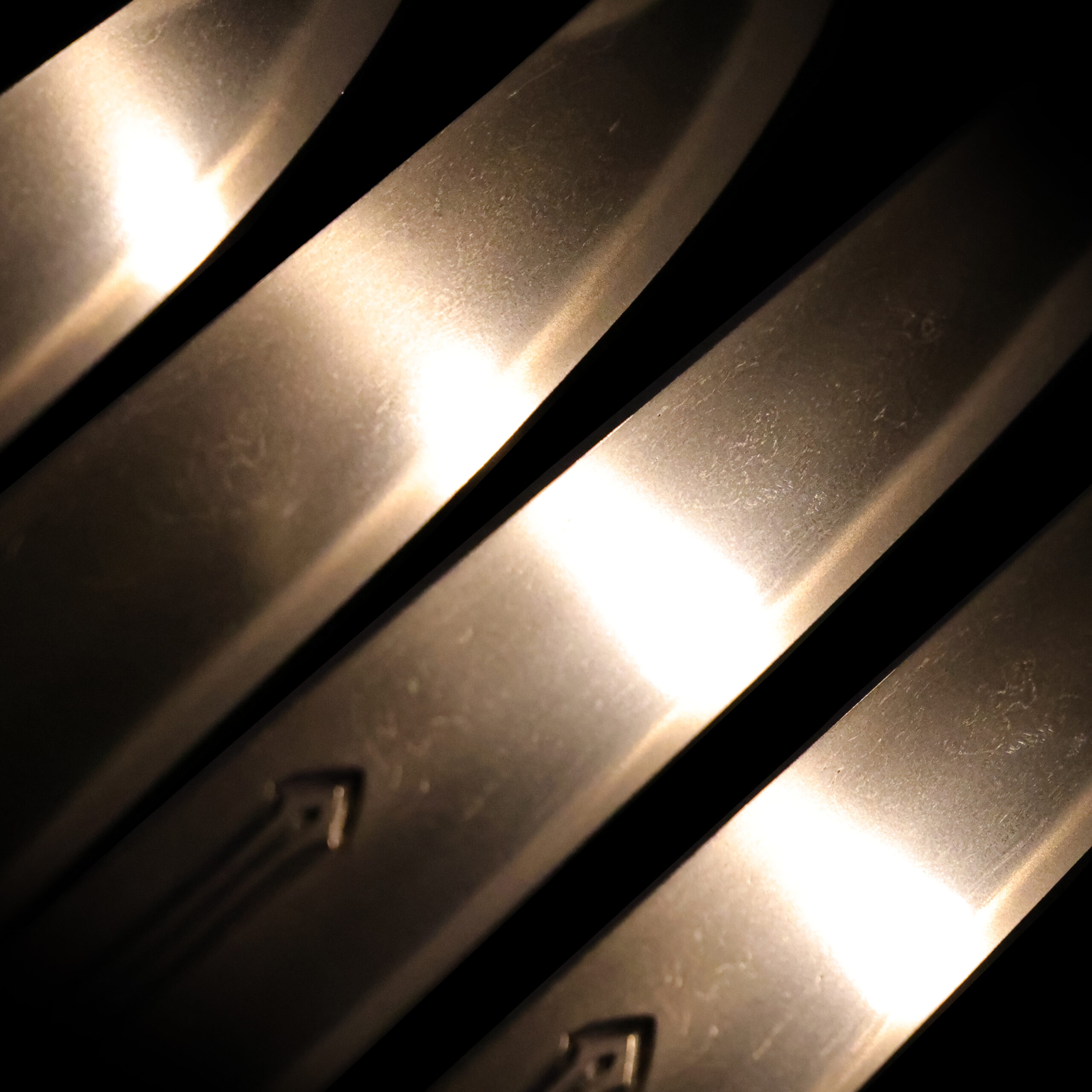 Antique Japanese Sword Wakizashi Signed by Yoshinao <br>NBTHK <span style="color: #ff0000;"><strong>Tokubetsu Hozon</strong> </span>Certificate - Image 5