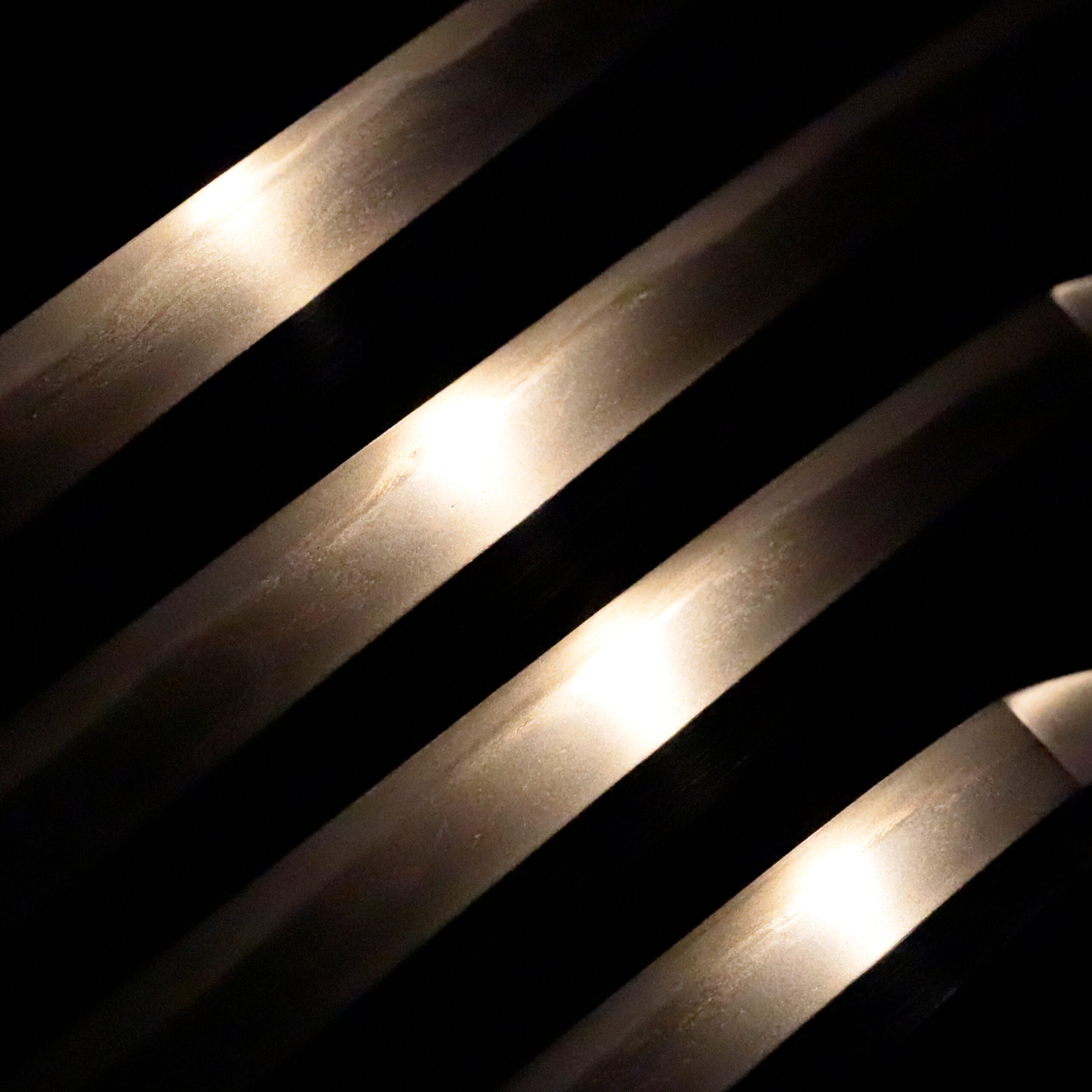 Antique Japanese Sword Katana Attributed to Uda Tomotsugu<br>NBTHK <span style="color: #ff0000;">Hozon </span>Certificate - Image 4