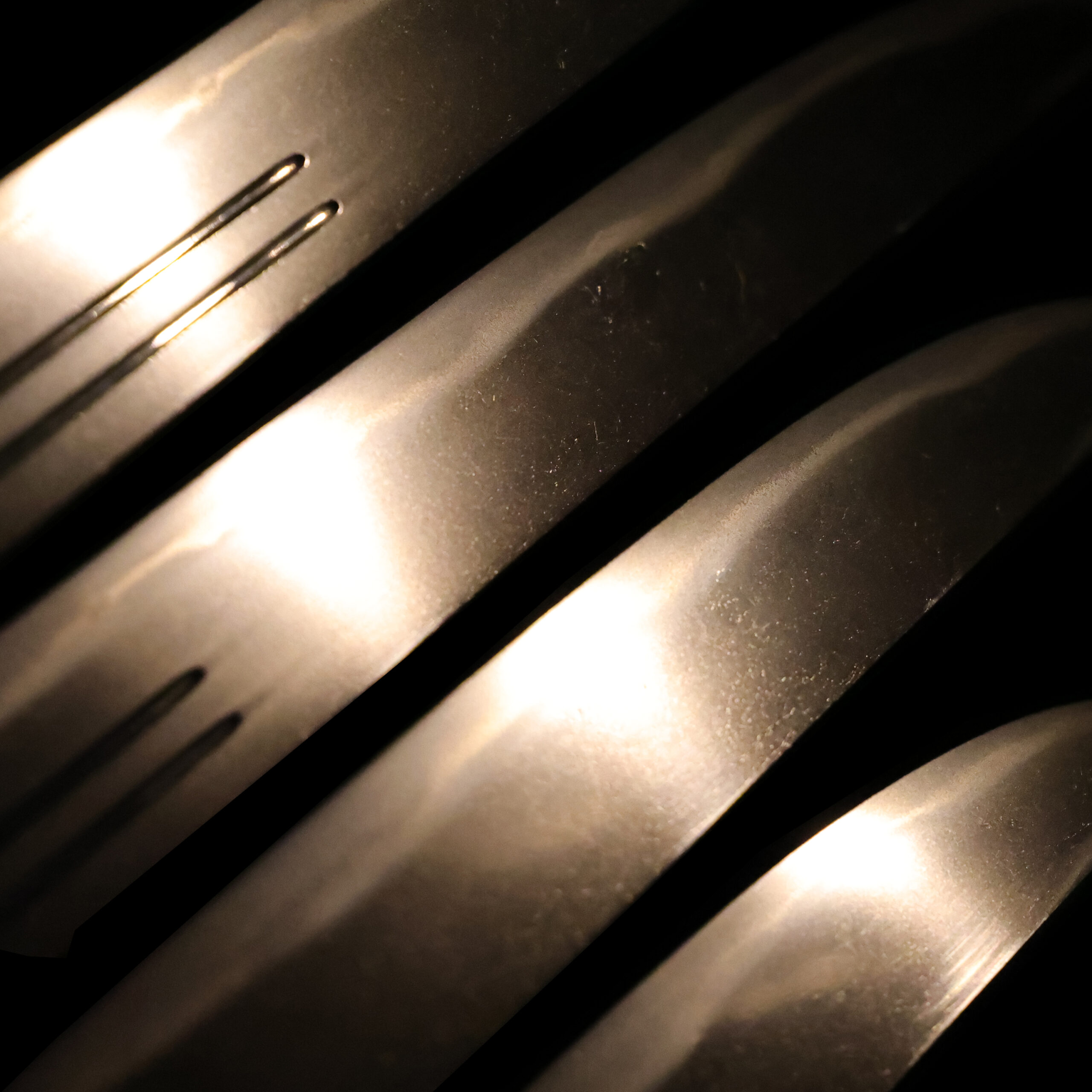 Antique Japanese Sword Tanto Attributed to Yamamura Yasunobu <br>NBTHK<span style="color: #ff0000;"> Hozon </span>Certificate - Image 4