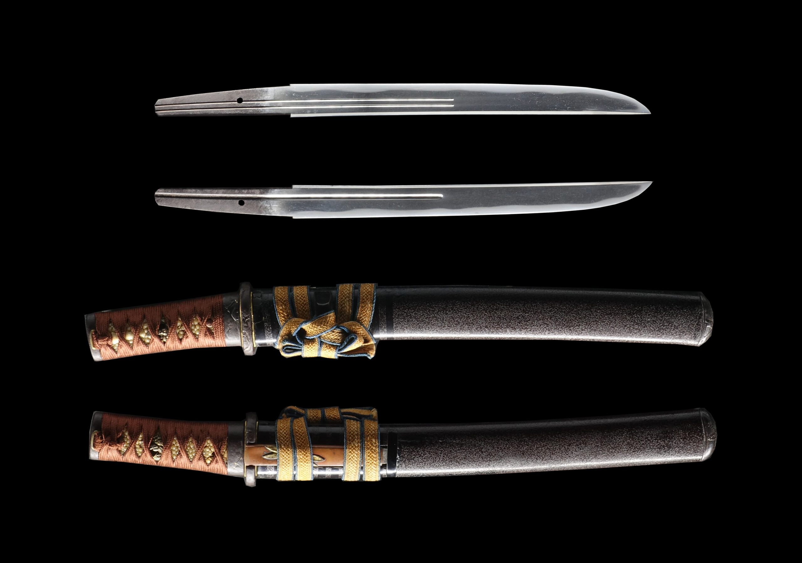 Antique Japanese Sword Tanto Attributed to Yamamura Yasunobu <br>NBTHK<span style="color: #ff0000;"> Hozon </span>Certificate - Image 15