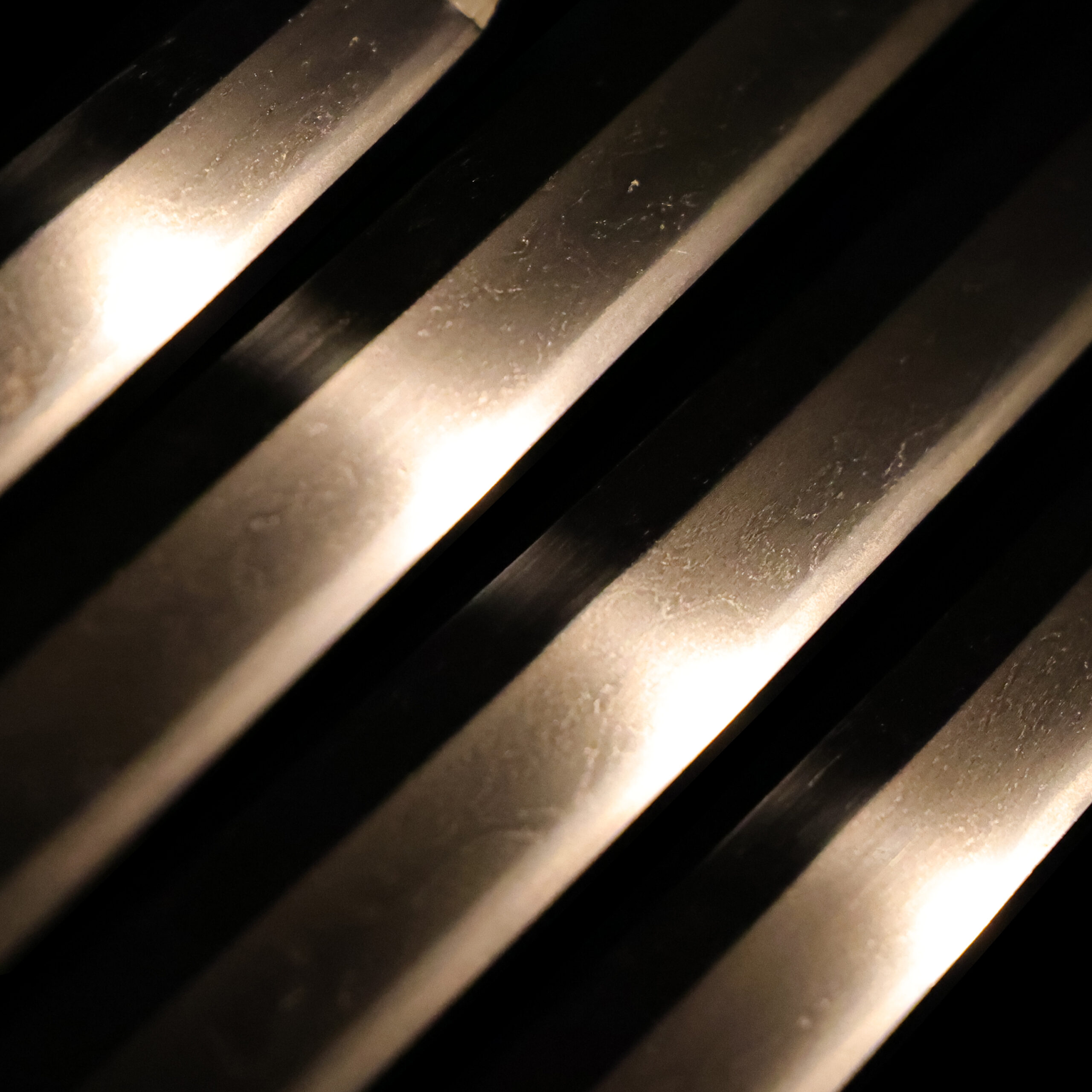 Antique Japanese Sword Tachi signed by Yoshitsugu <br>NBTHK <span style="color: #ff0000;">Hozon </span>Certificate - Image 5