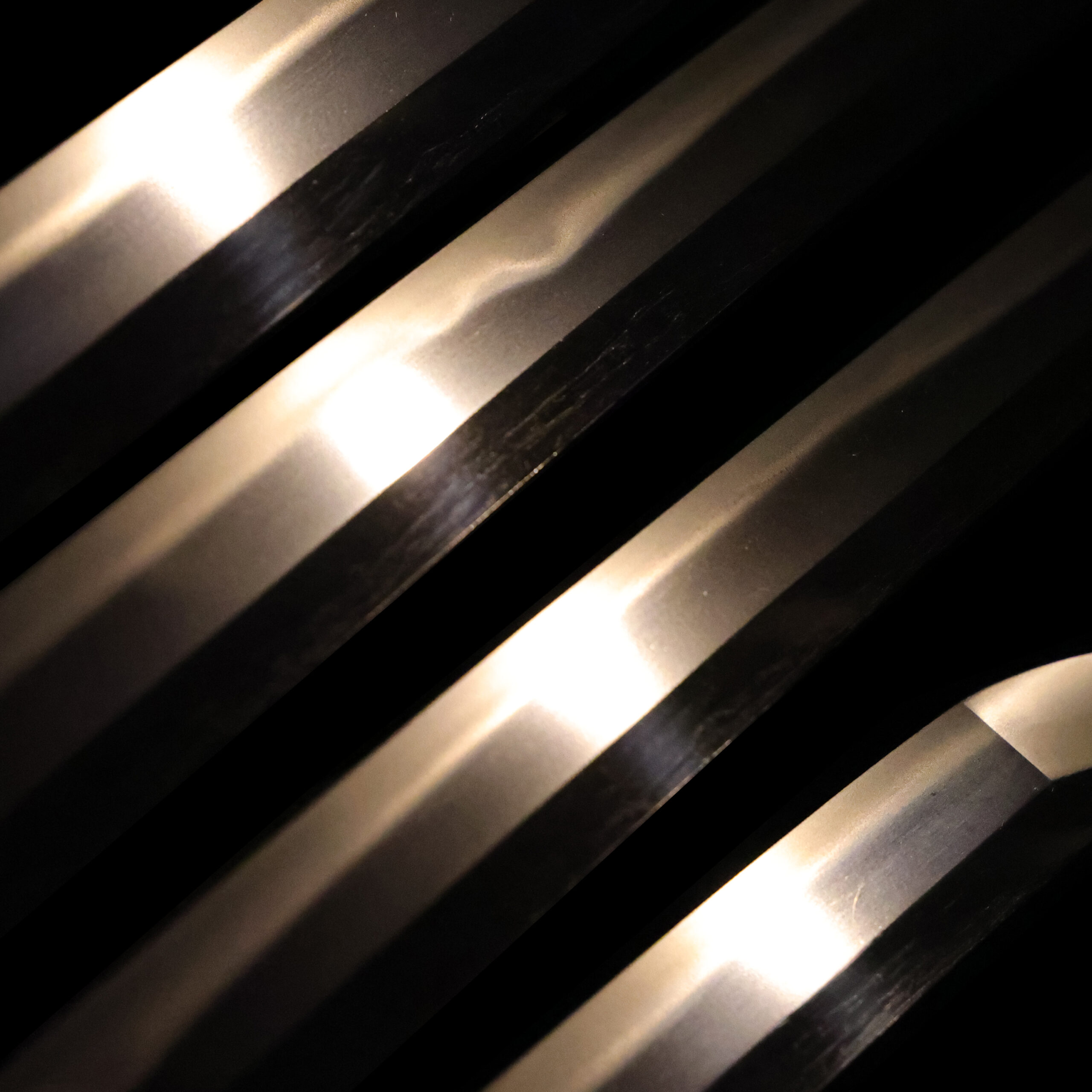 Antique Japanese Sword Katana Signed by Fujiwara Toshinaga<br>NBTHK<span style="color: #ff0000;"><strong> Tokubetsu Hozon</strong> </span>Certificate - Image 4