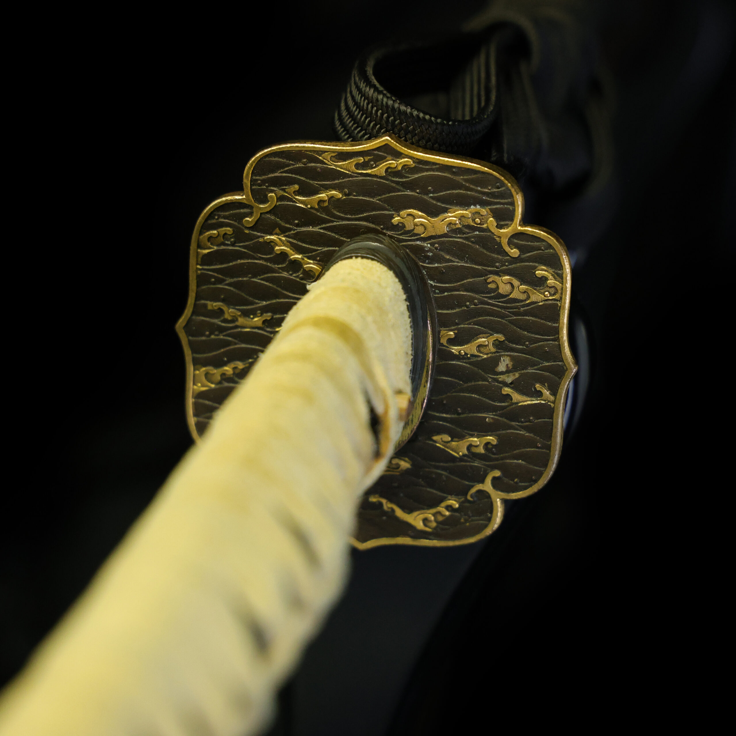 Antique Japanese Sword Tachi signed by Yoshitsugu <br>NBTHK <span style="color: #ff0000;">Hozon </span>Certificate - Image 17