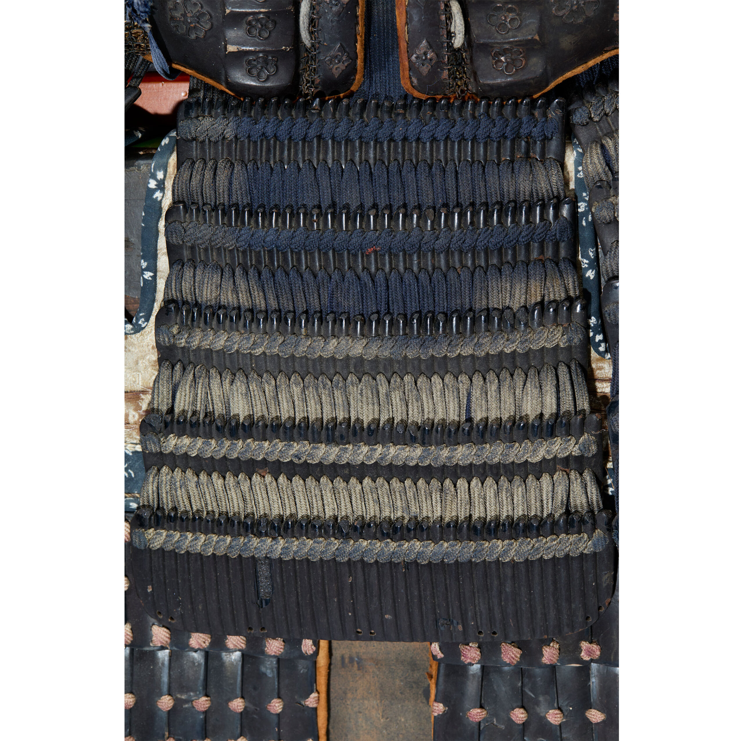 Antique Mid Edo Period Samurai Armor <strong><span style="color: #ff0000;"> Tokubetsu Kicho Shiryo</span></strong> Certificate (A-63) - Image 10