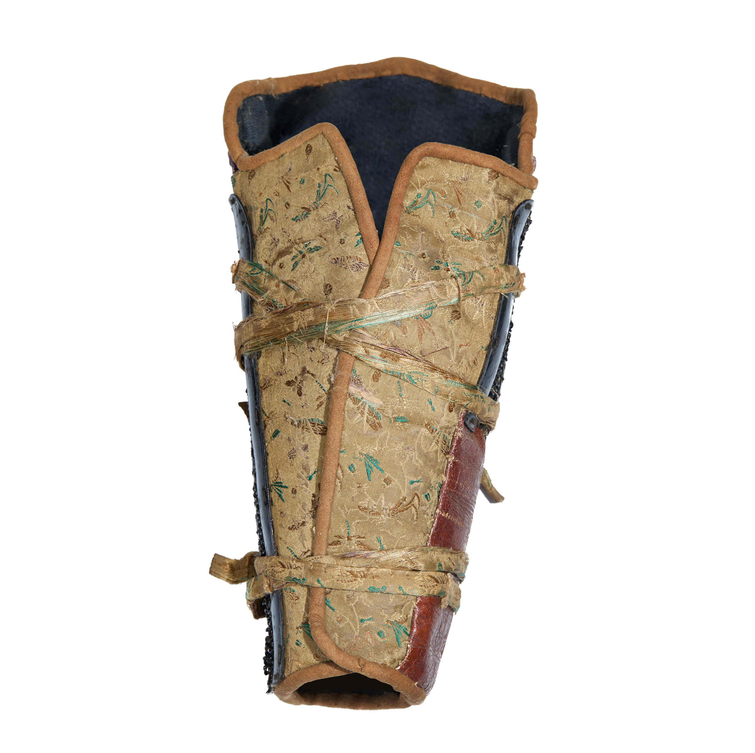 Antique Mid Edo Period Samurai Armor <strong><span style="color: #ff0000;"> Tokubetsu Kicho Shiryo</span></strong> Certificate (A-59) - Image 43