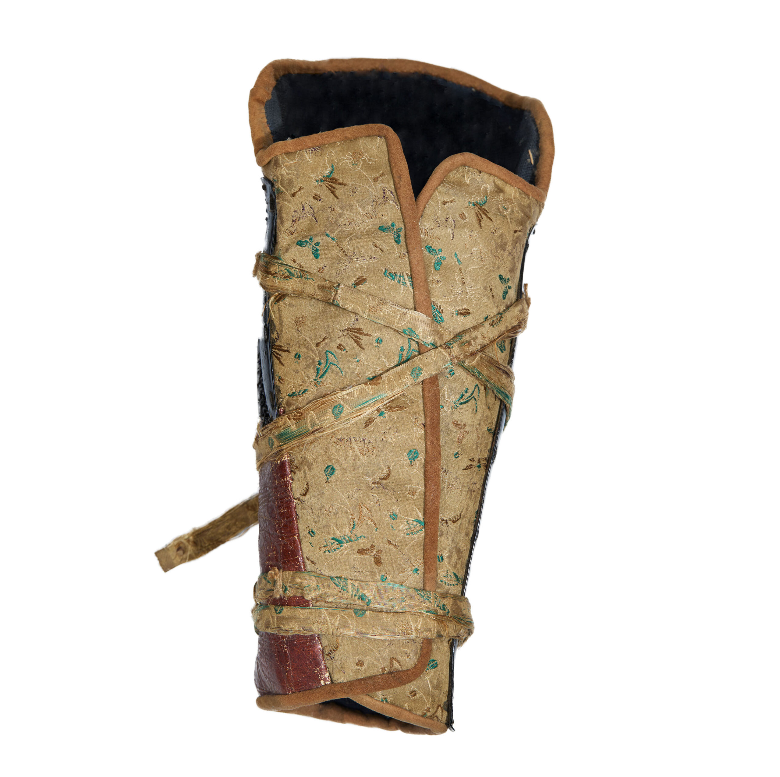 Antique Mid Edo Period Samurai Armor <strong><span style="color: #ff0000;"> Tokubetsu Kicho Shiryo</span></strong> Certificate (A-59) - Image 45